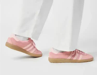 Bermuda "Glow Pink" - women’s fashion sneaker at Kickarena