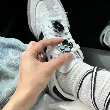 Adidas Samba Flower Lace 2026 (Special Edition) - women’s fashion sneaker at Kickarena