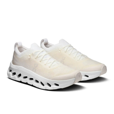 On Cloudtilt Moon 2026 – Lightweight Performance Sneaker - women’s fashion sneaker at Kickarena